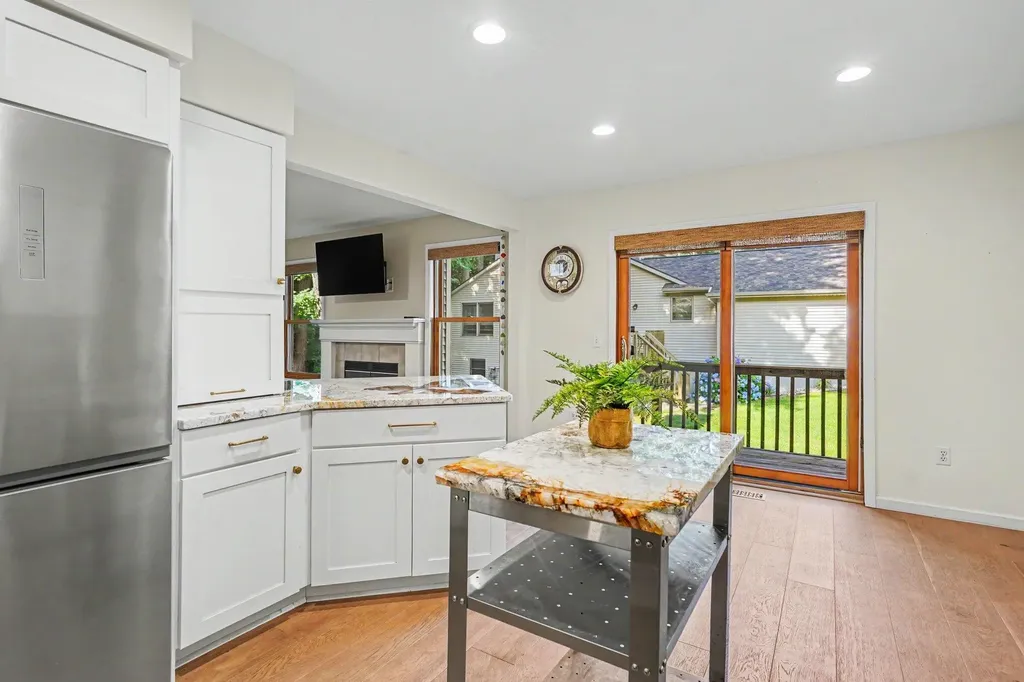 114 Sandy Point Drive Park Township MI 49424