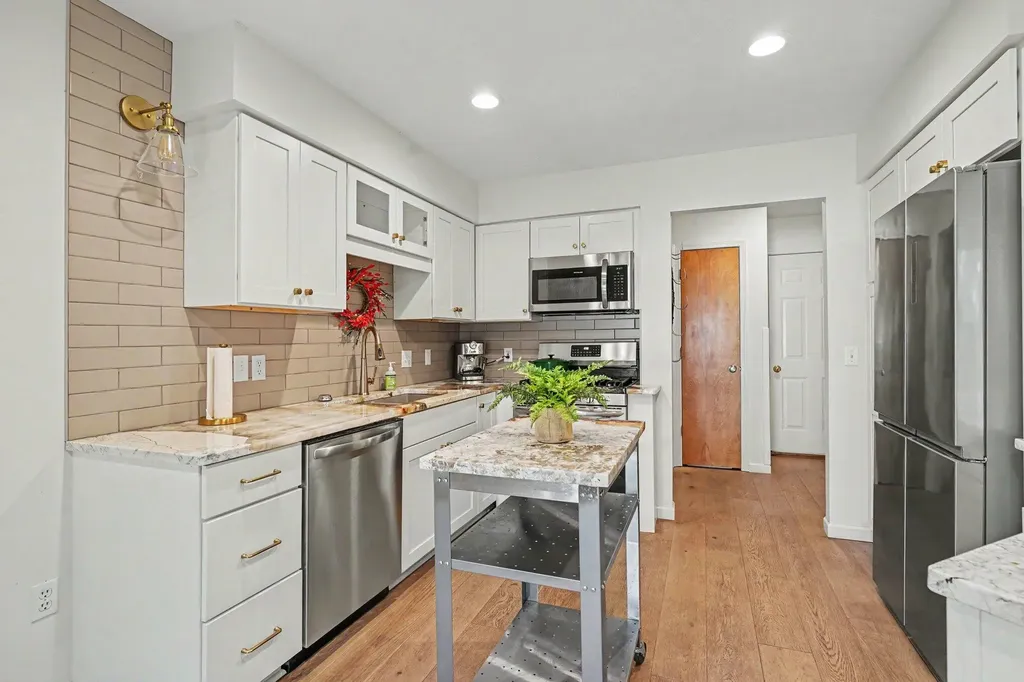 114 Sandy Point Drive Park Township MI 49424