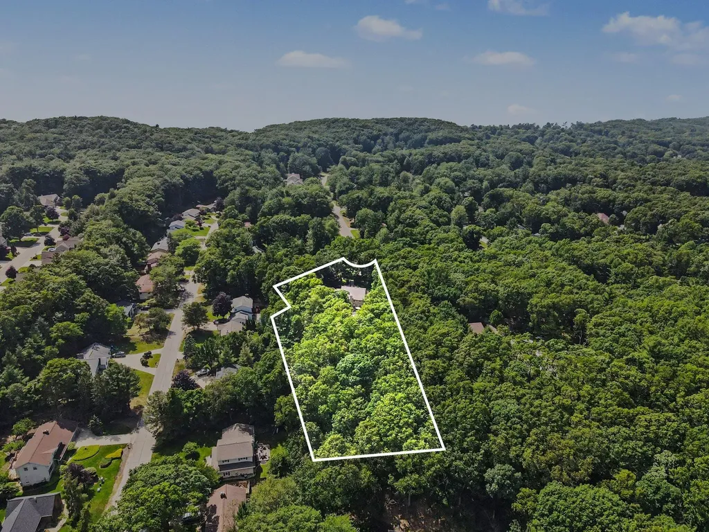 2081 Forest View Drive Norton Shores City MI 49441