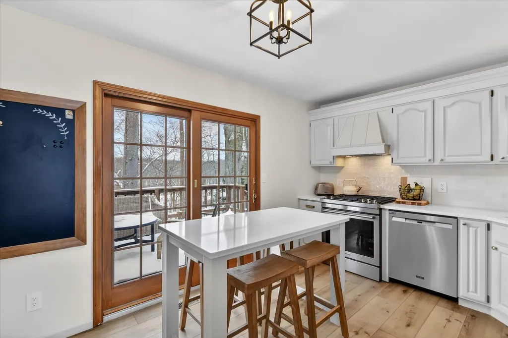 70070 2nd Avenue South Haven Charter Township MI 49090
