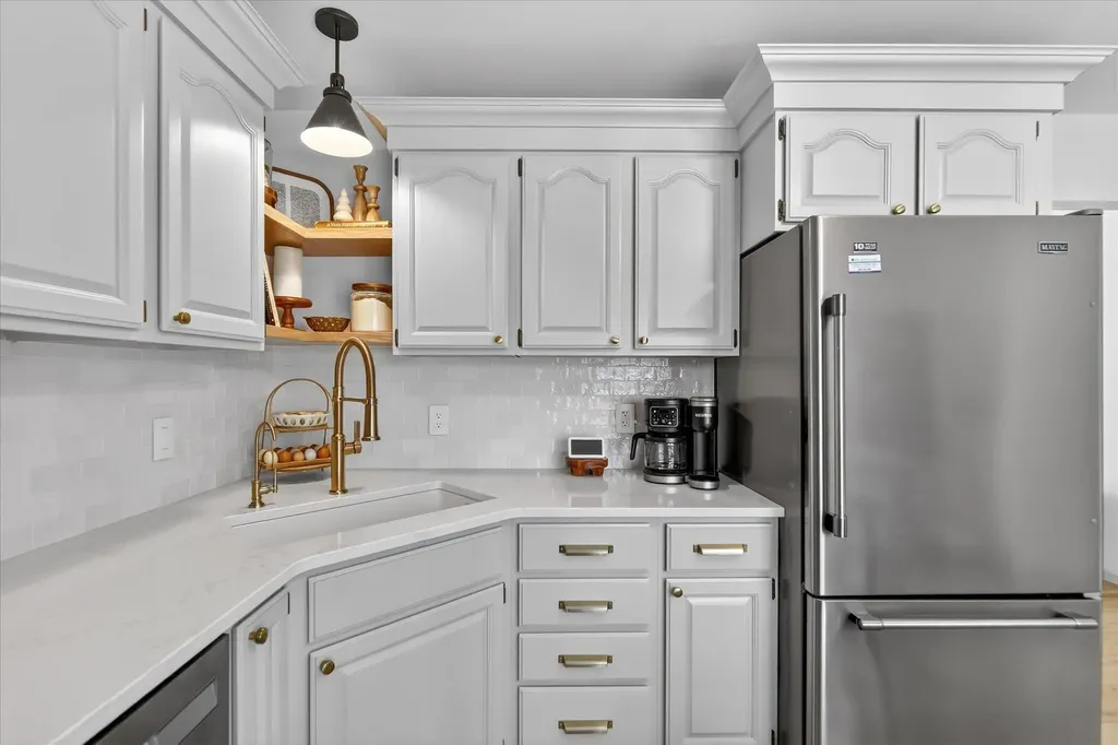 70070 2nd Avenue South Haven Charter Township MI 49090