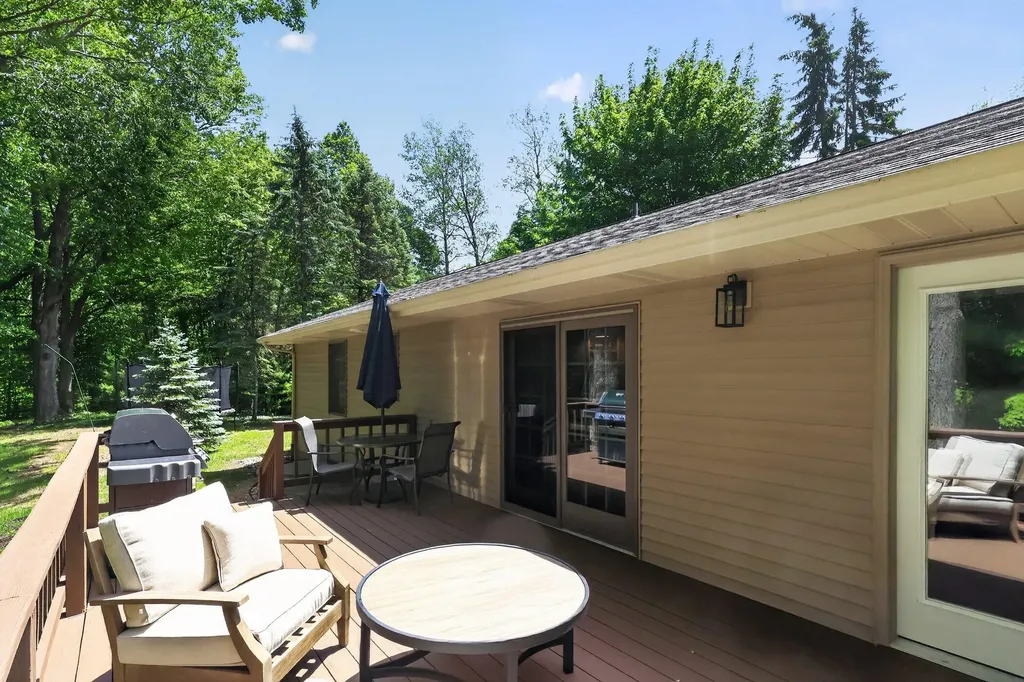 70070 2nd Avenue South Haven Charter Township MI 49090