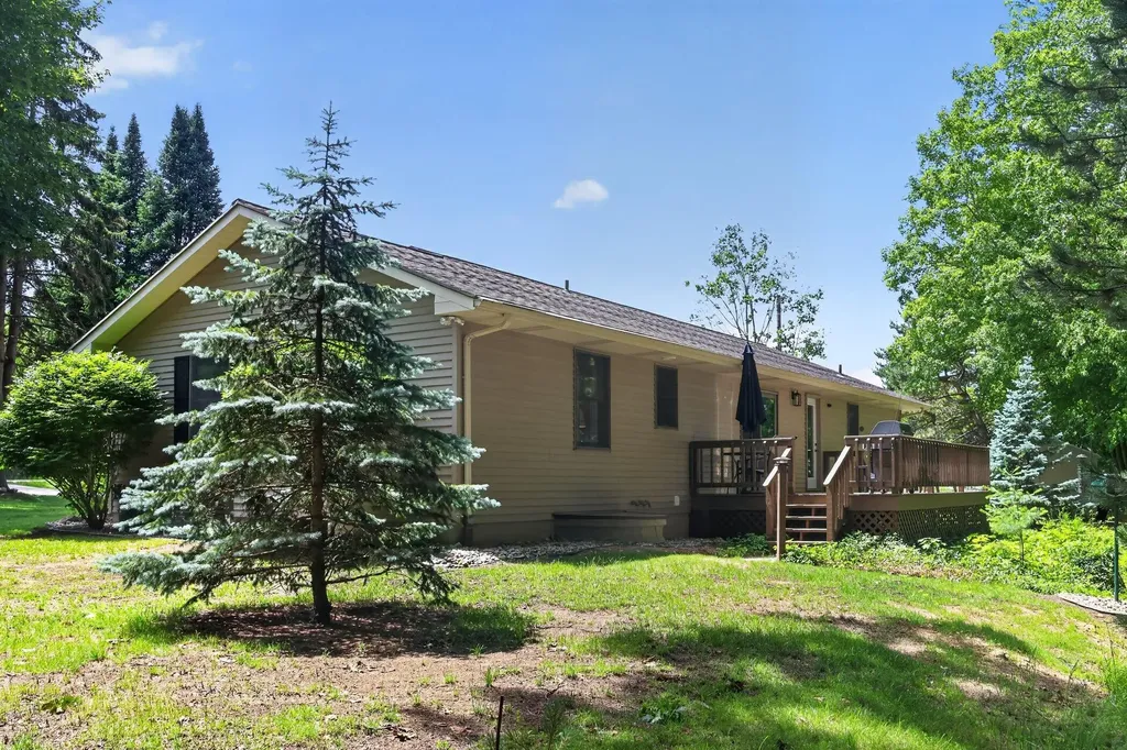 70070 2nd Avenue South Haven Charter Township MI 49090