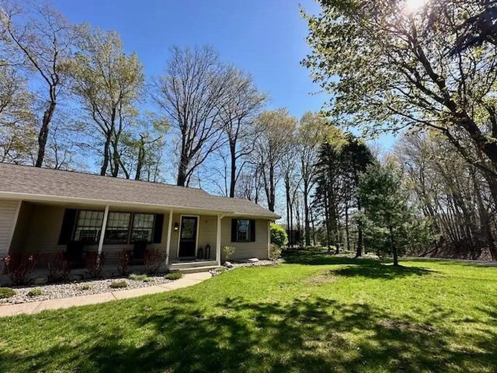 70070 2nd Avenue South Haven Charter Township MI 49090