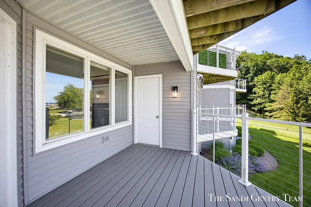 820 S Harbor Drive Grand Haven City MI 49417