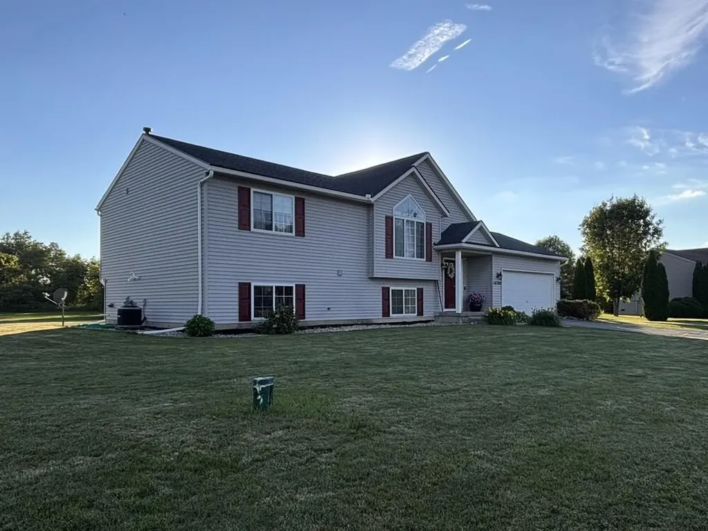 16705 Antler Drive NE Cedar Springs City MI 49319