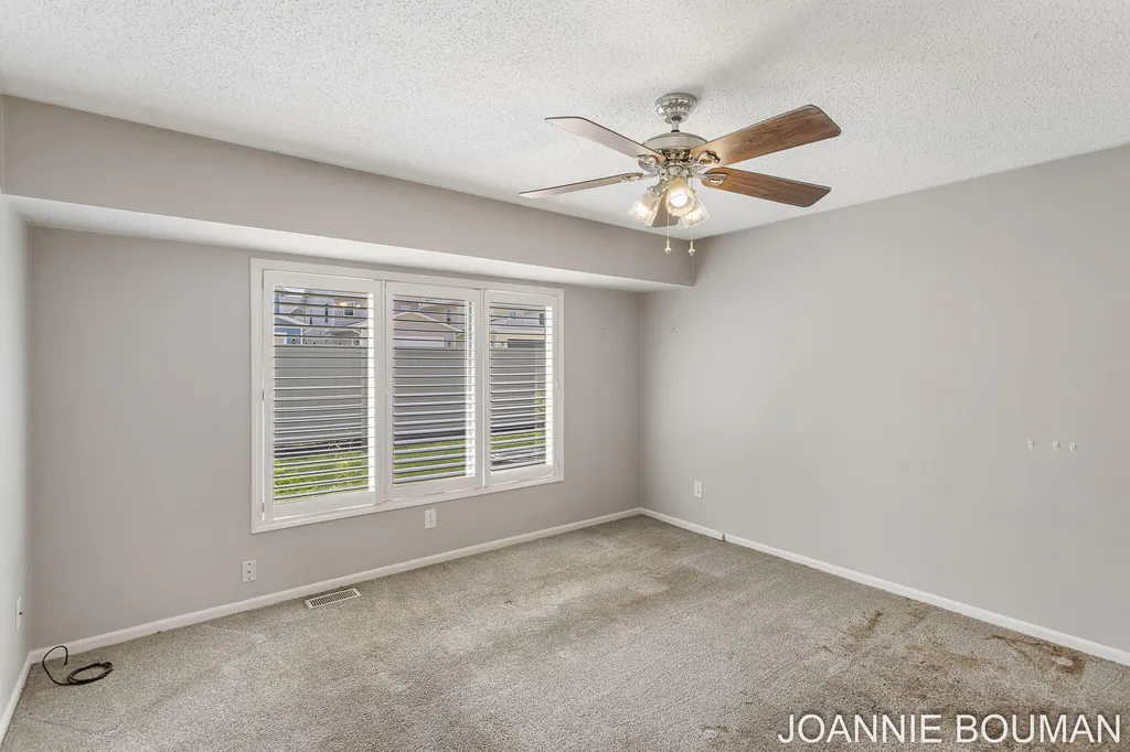 280 Winsted Avenue Holland City MI 49423