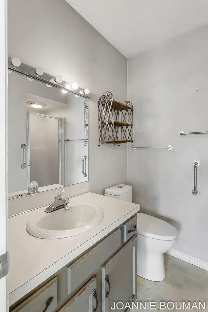 280 Winsted Avenue Holland City MI 49423