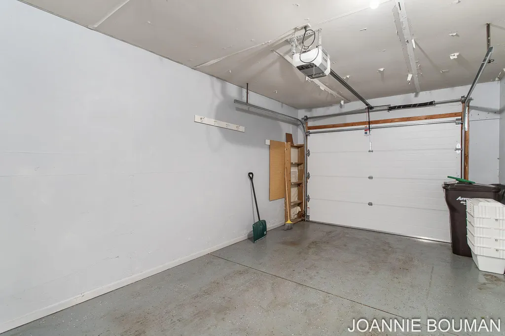280 Winsted Avenue Holland City MI 49423