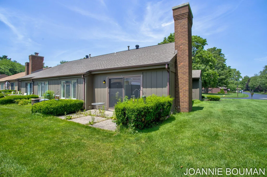 280 Winsted Avenue Holland City MI 49423
