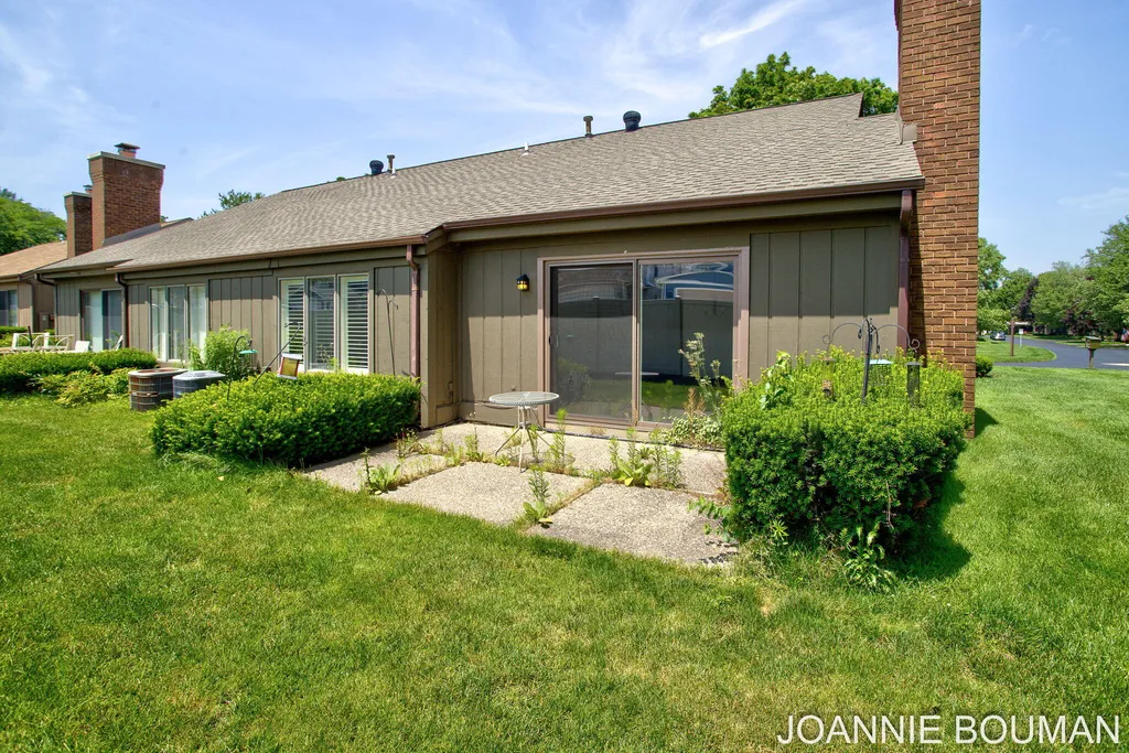 280 Winsted Avenue Holland City MI 49423