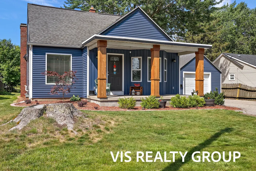 453 Lincoln Street Coopersville City MI 49404