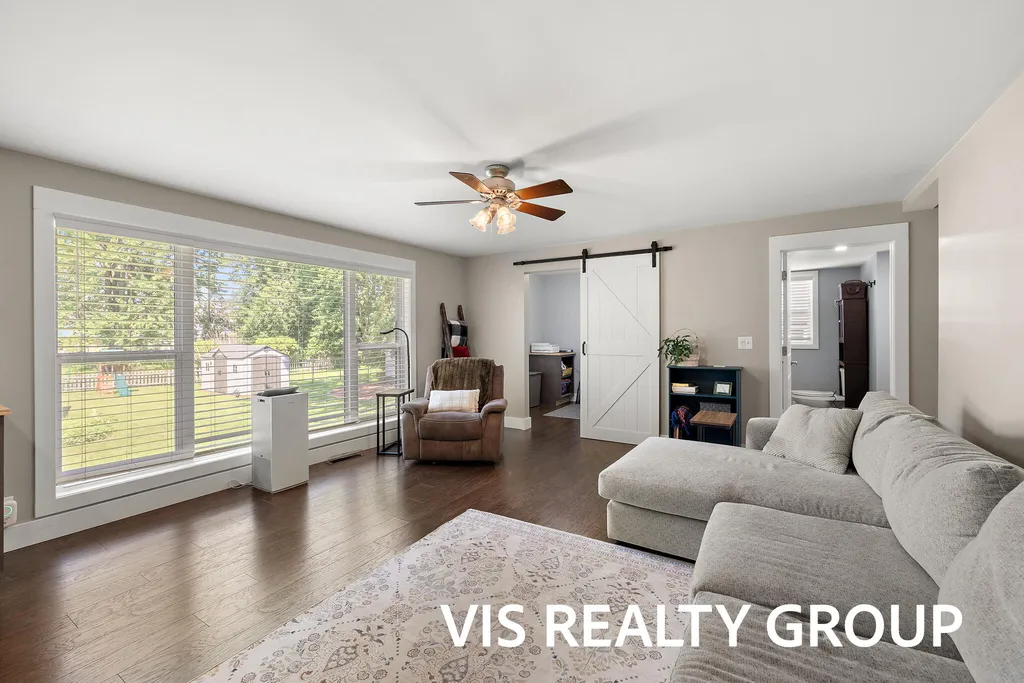 453 Lincoln Street Coopersville City MI 49404