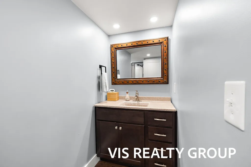 453 Lincoln Street Coopersville City MI 49404