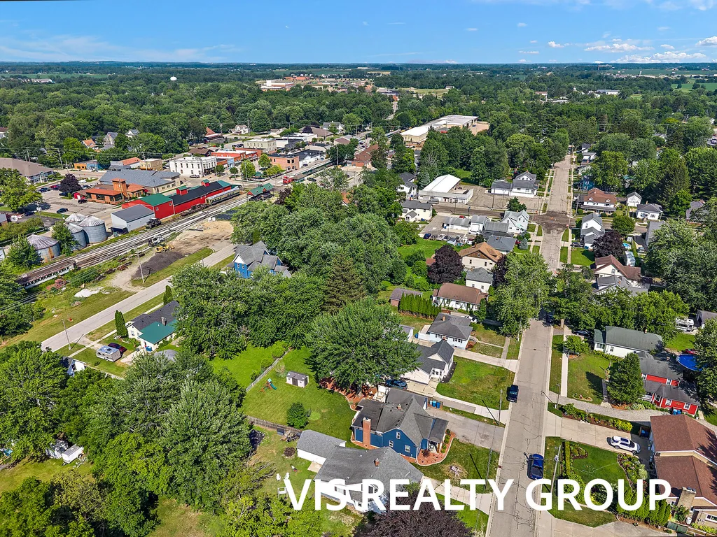 453 Lincoln Street Coopersville City MI 49404
