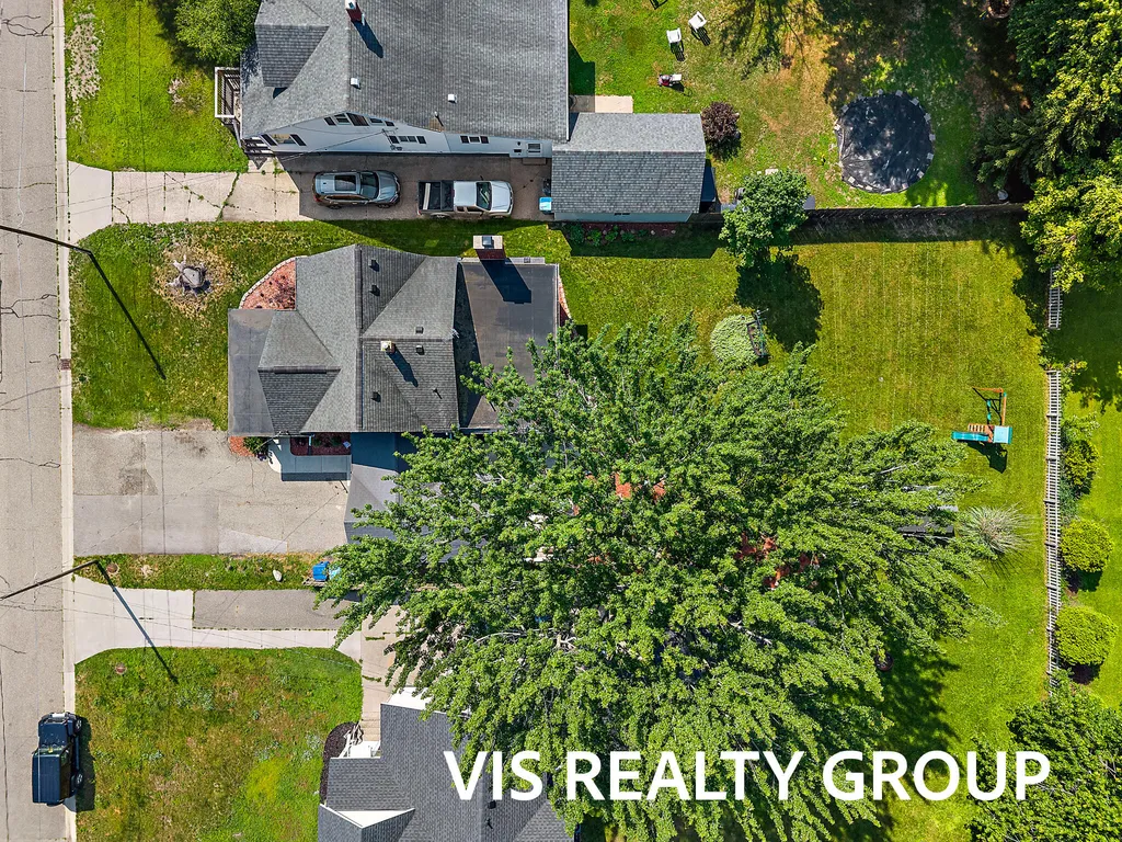 453 Lincoln Street Coopersville City MI 49404