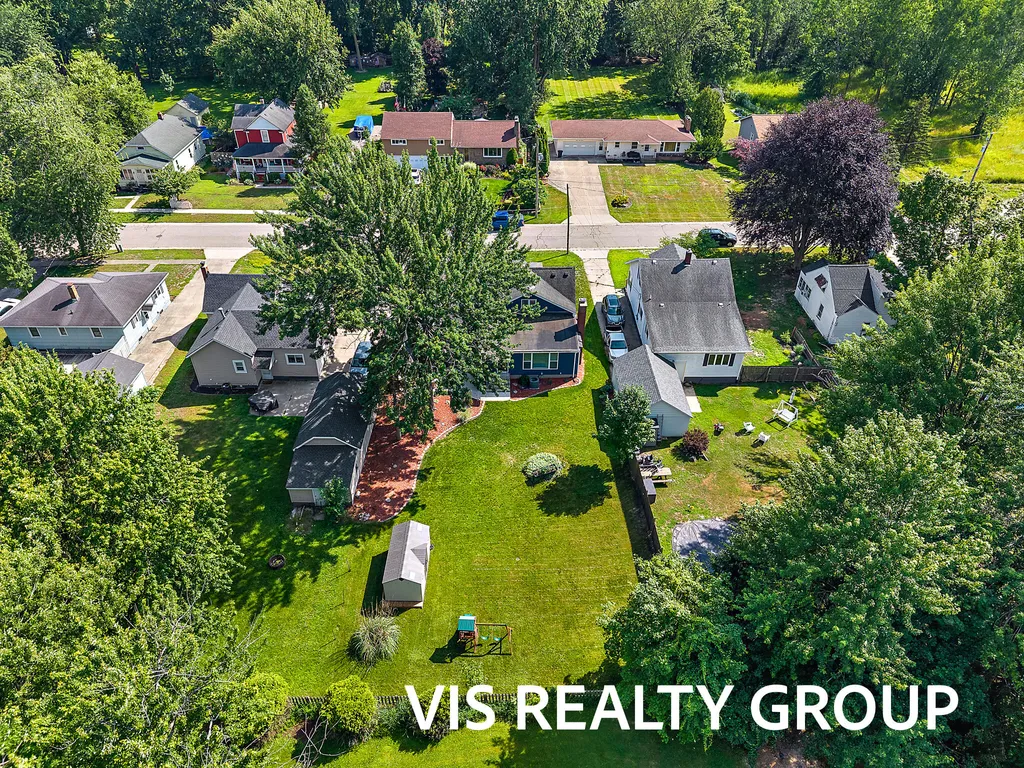 453 Lincoln Street Coopersville City MI 49404