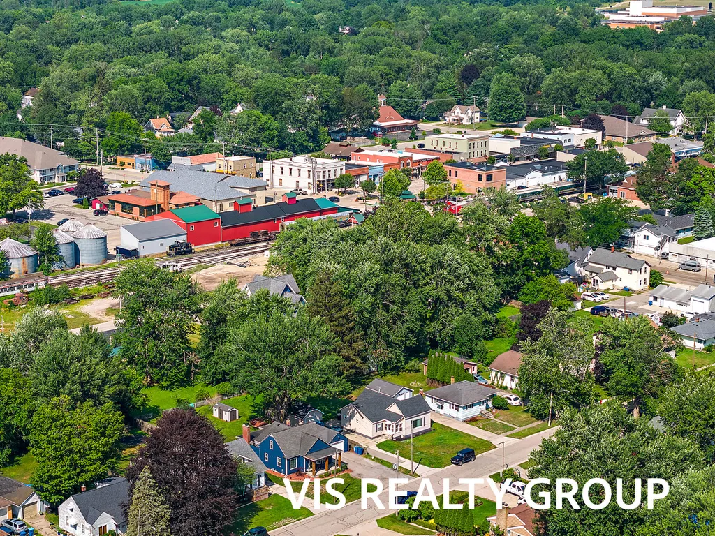 453 Lincoln Street Coopersville City MI 49404