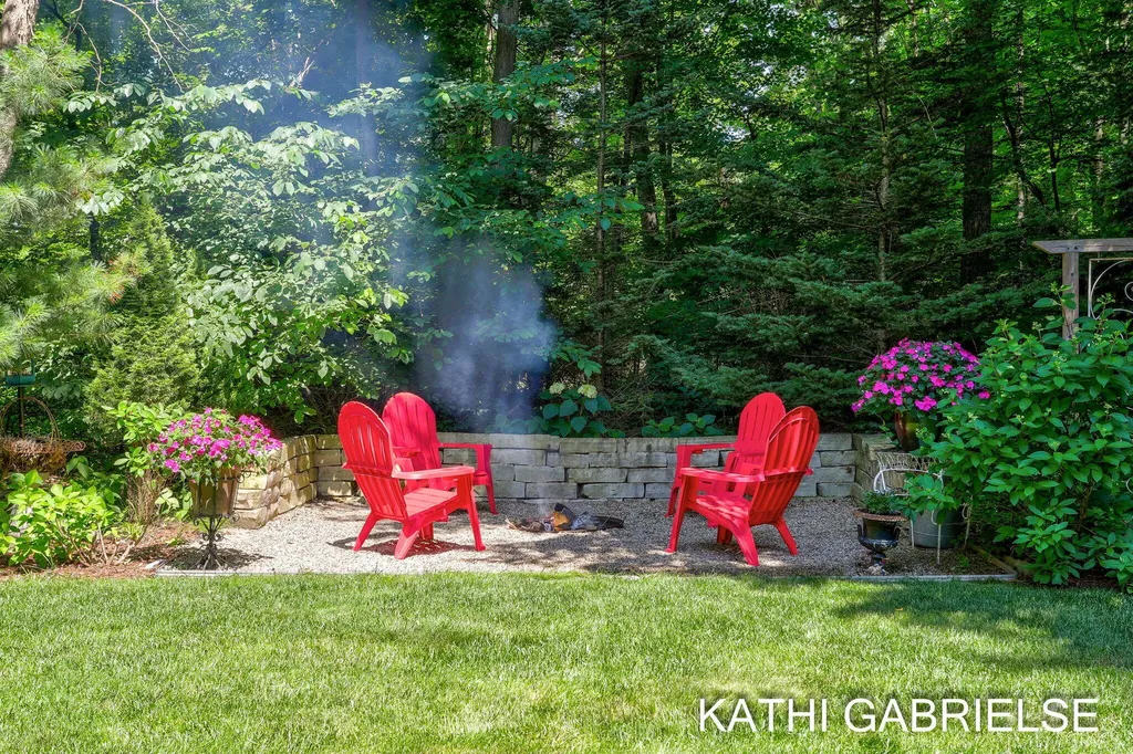 18082 Hammond Bay Drive Spring Lake Township MI 49456