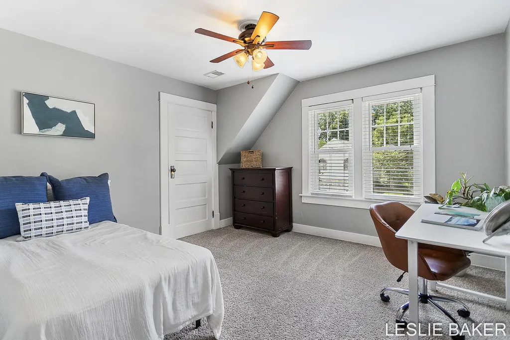 337 N Colonial Street Zeeland City MI 49464