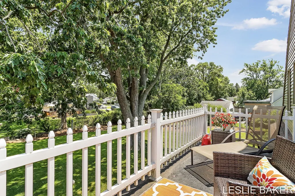 337 N Colonial Street Zeeland City MI 49464