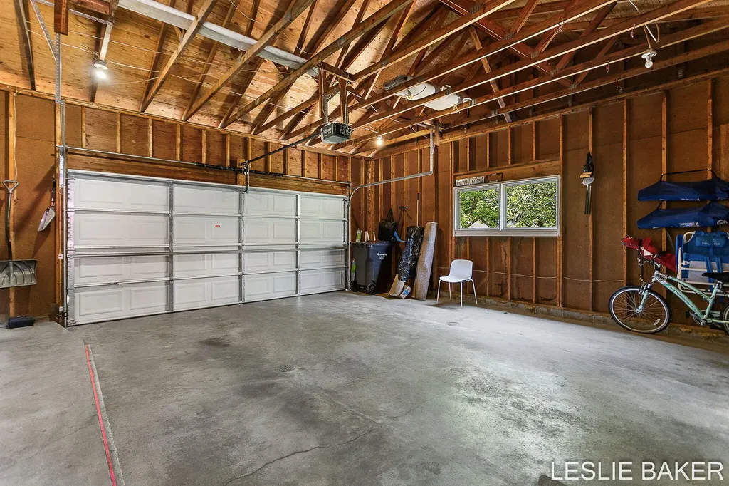 337 N Colonial Street Zeeland City MI 49464