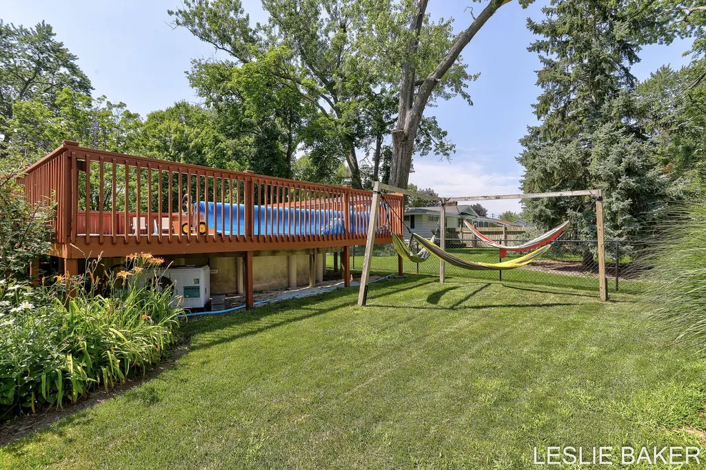 337 N Colonial Street Zeeland City MI 49464