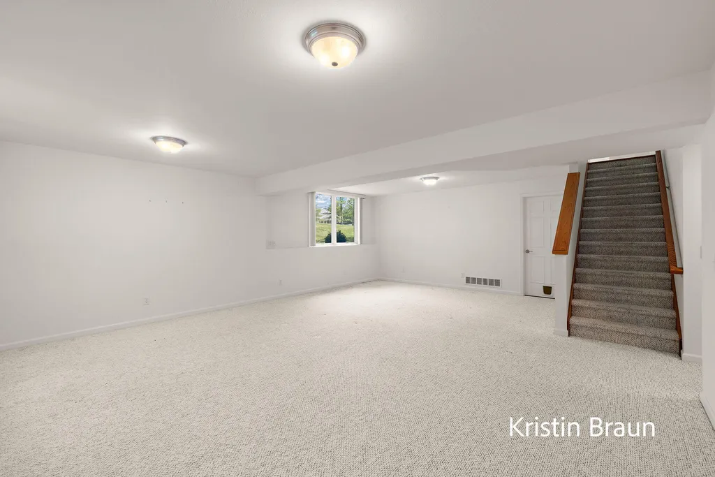 3515 Seminole Woods Drive Norton Shores City MI 49441