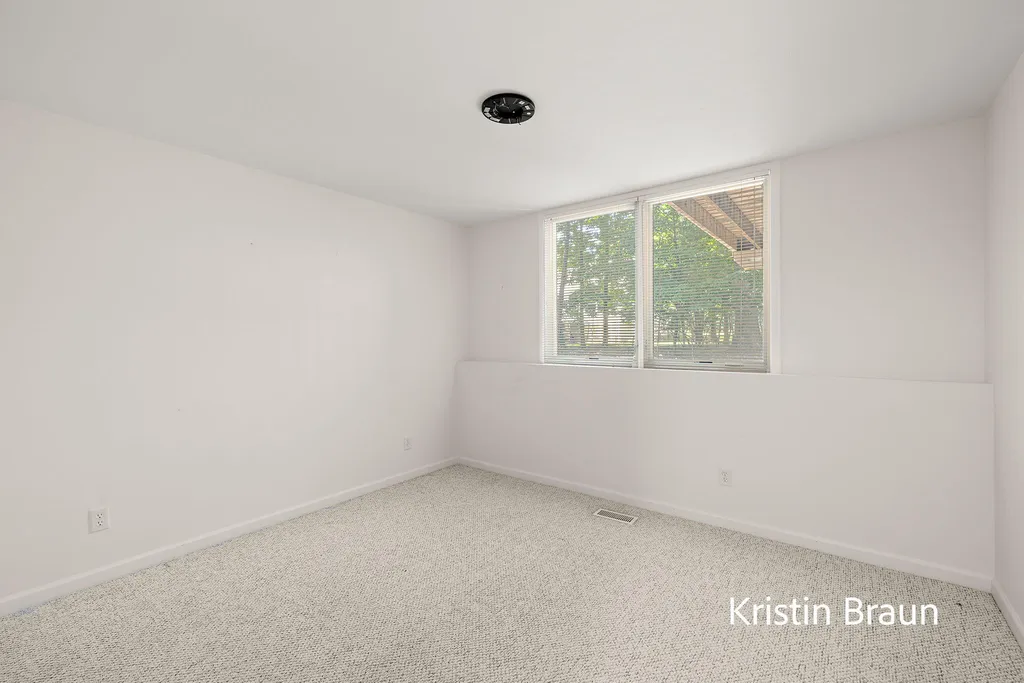 3515 Seminole Woods Drive Norton Shores City MI 49441