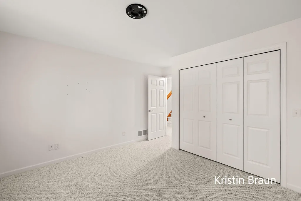 3515 Seminole Woods Drive Norton Shores City MI 49441