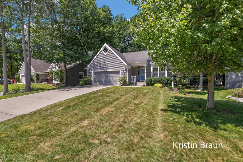 3515 Seminole Woods Drive Norton Shores City MI 49441