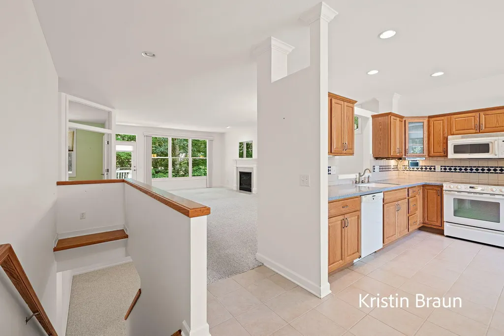 3515 Seminole Woods Drive Norton Shores City MI 49441