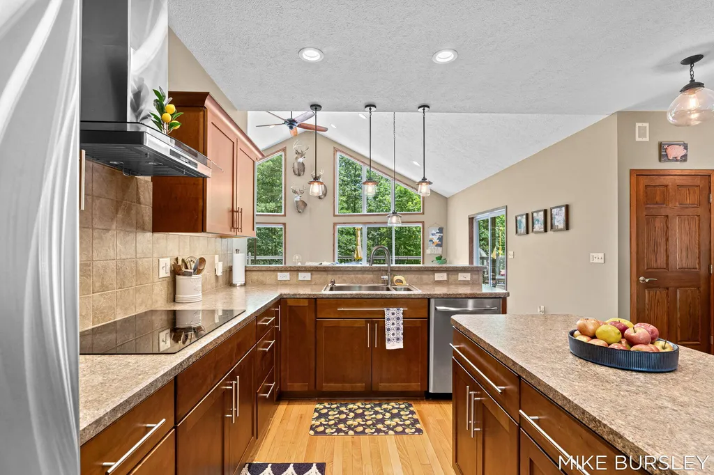 3040 Jamestown Lane Sullivan Township MI 49415