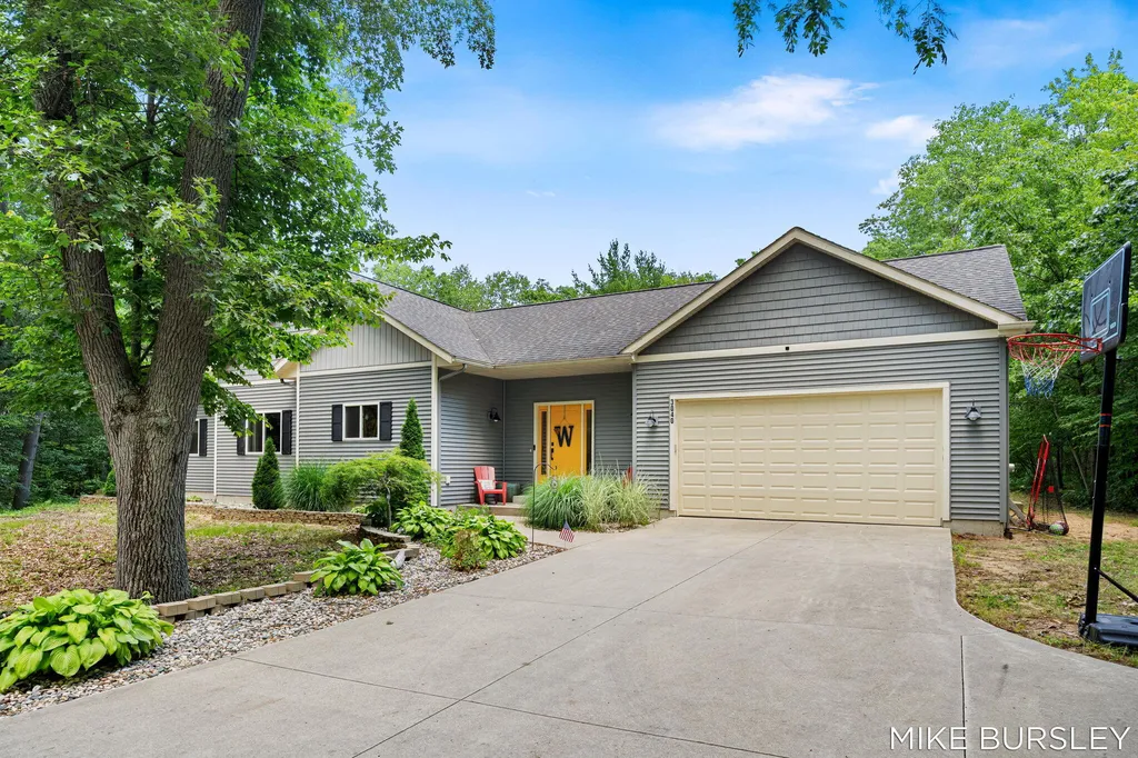 3040 Jamestown Lane Sullivan Township MI 49415