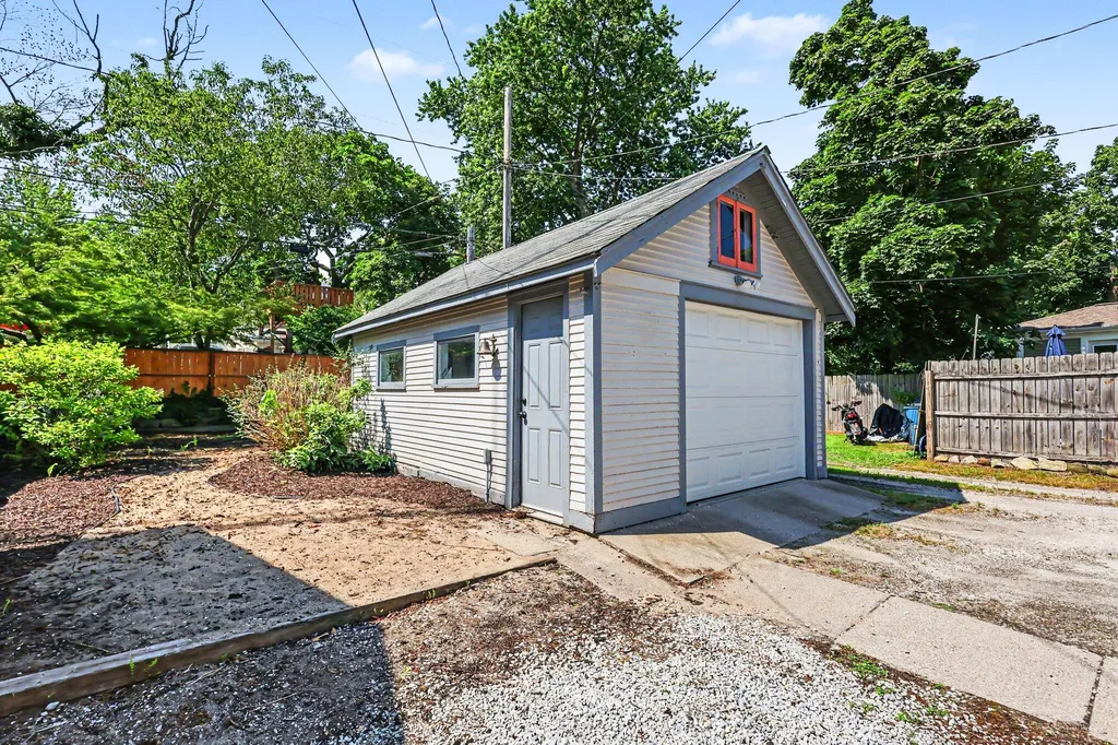 450 Slayton Avenue Grand Haven City MI 49417