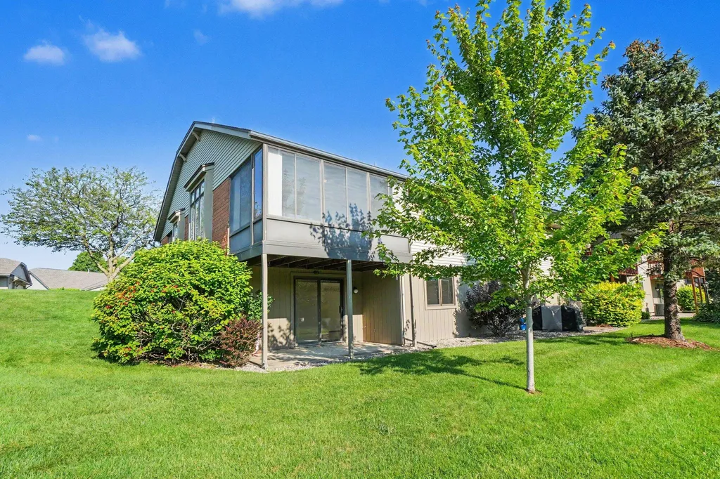 233 Parkside Drive Zeeland City MI 49464