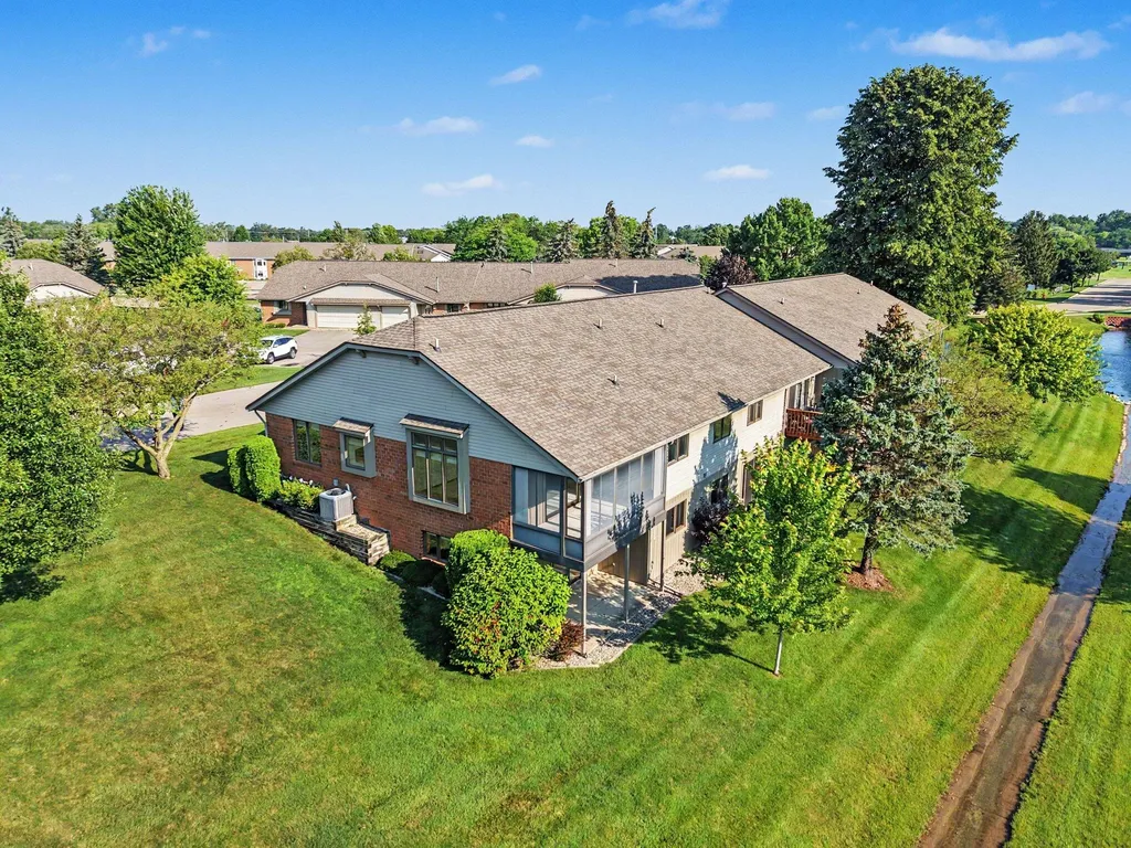 233 Parkside Drive Zeeland City MI 49464