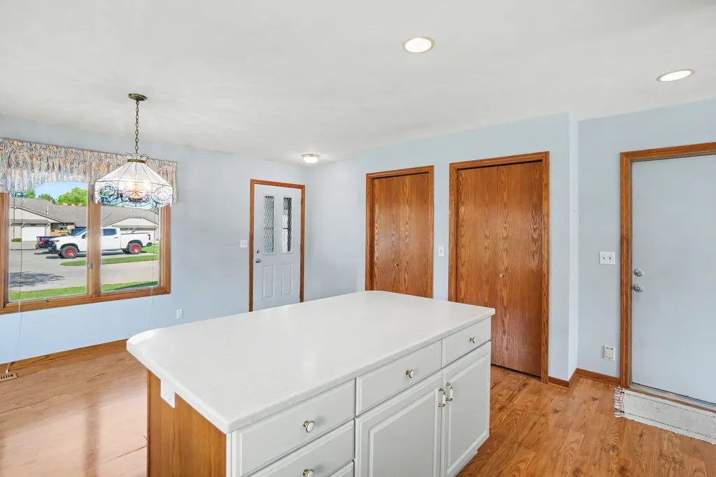 233 Parkside Drive Zeeland City MI 49464