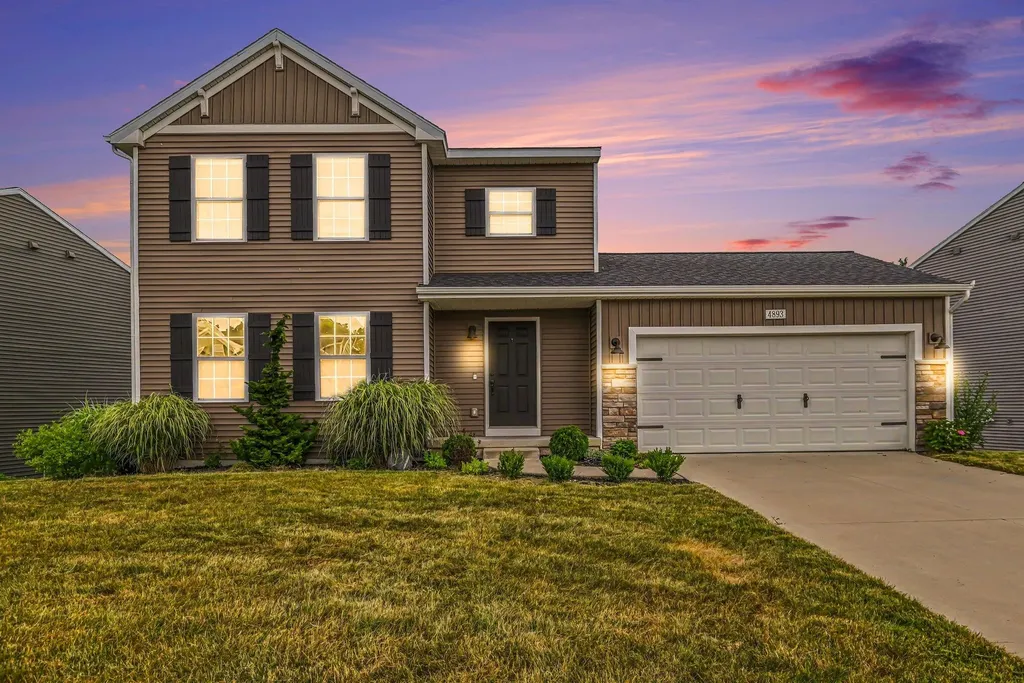 4893 Shadow Creek Drive Hudsonville City MI 49426