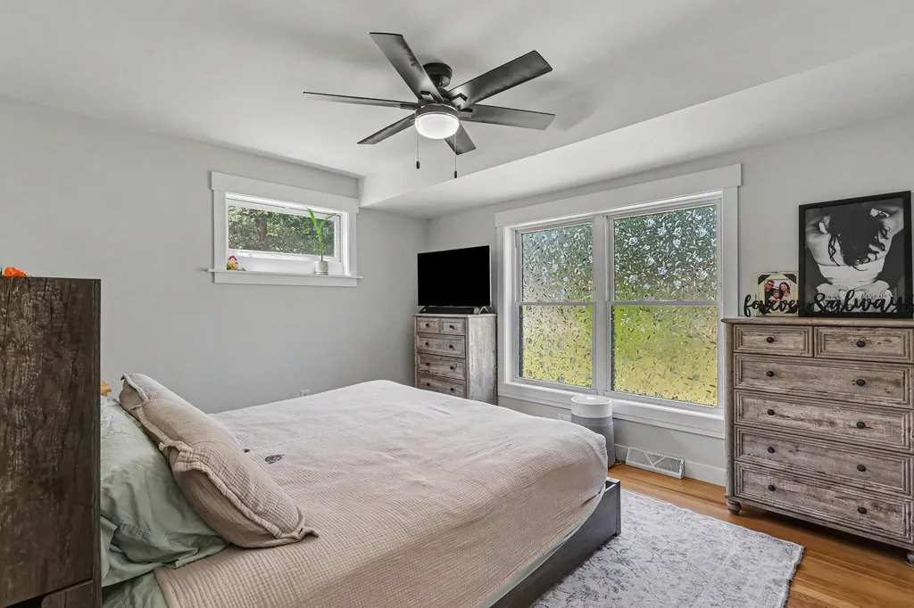 965 Victor Avenue Laketon Township MI 49445