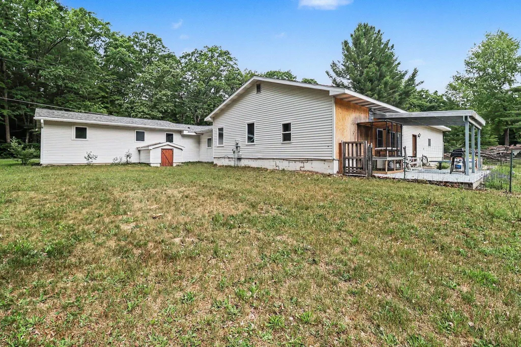 290 N Benson Road Branch Township MI 49410
