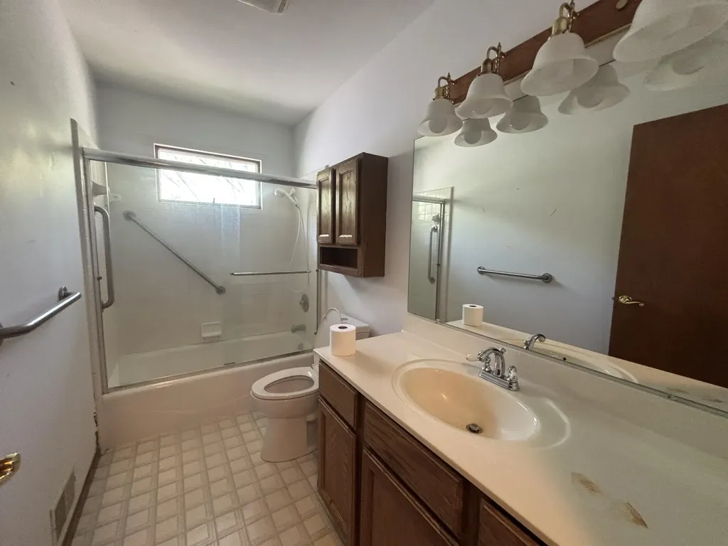 609 Hillock Court Grand Haven City MI 49417