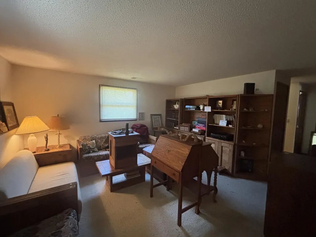 609 Hillock Court Grand Haven City MI 49417