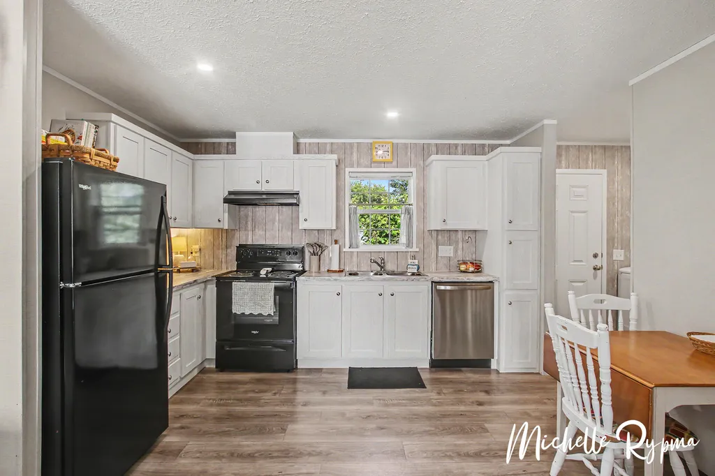 326 Walter Street Fennville City MI 49408