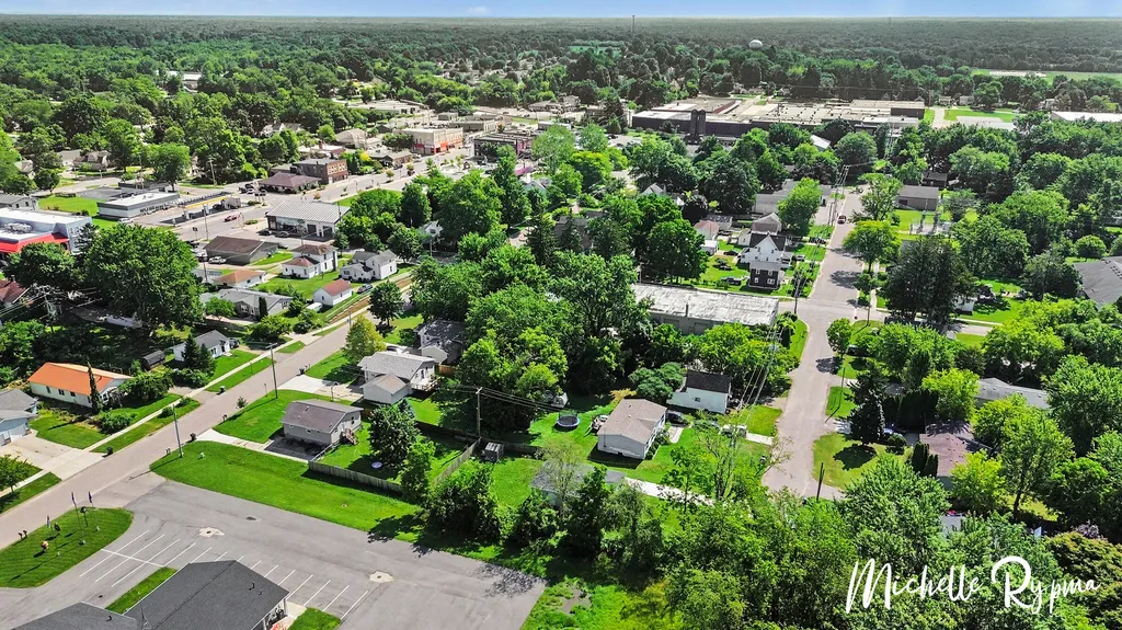 326 Walter Street Fennville City MI 49408