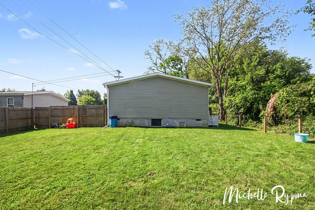 326 Walter Street Fennville City MI 49408