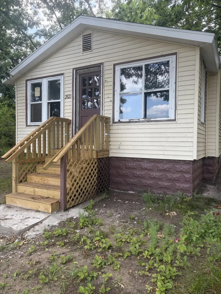 2821 Jarman Street Muskegon Heights City MI 49444