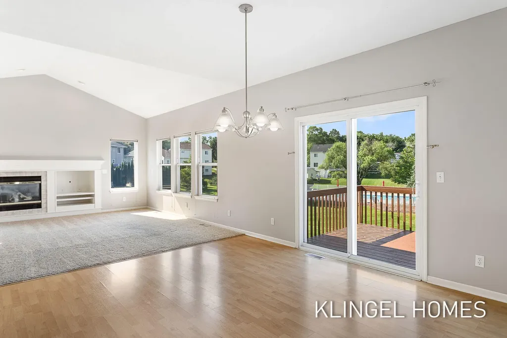 8626 Suntree Lane Zeeland Charter Township MI 49464