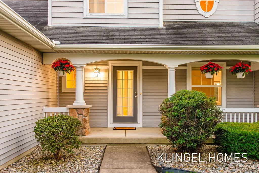 8626 Suntree Lane Zeeland Charter Township MI 49464