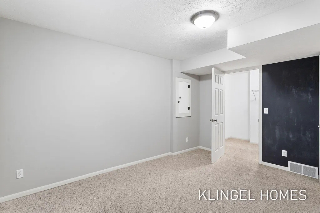 8626 Suntree Lane Zeeland Charter Township MI 49464